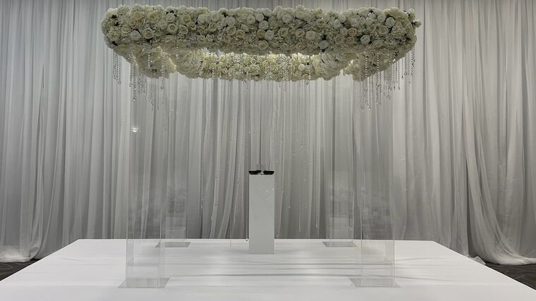 Clear Acrylic Chuppah Architecture &amp; Structures rental for events in Atlanta