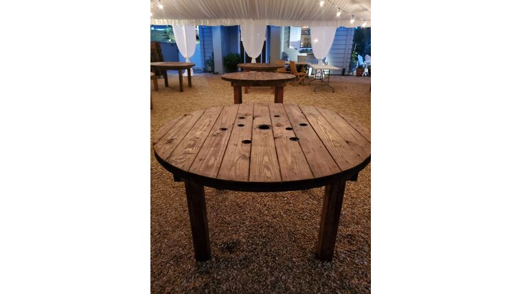 Farm Table- 60" Round Tables rental for events in Atlanta