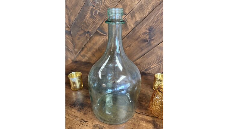 Jar- Green Jar Vases rental for events in Atlanta